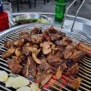 꿀꿀이 감자탕 이미지