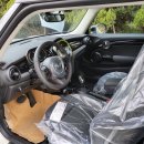 화이트모터스 이미지