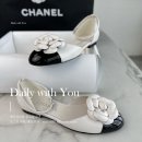 화이트블랙 | 샤넬 까멜리아 메리제인 플랫슈즈 2컬러, 화이트·블랙 착용 후기