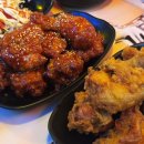 로얄PC | 춘천 맛집 술집 크라운로얄치킨호프본점 반반 치킨 즐기기