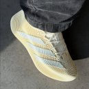 슈즈쿨 | 아디다스 클라이마쿨 오프화이트 사이즈 발 편한 신발 추천