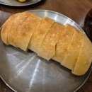 와우안길 | 소금빵 샌드위치가 맛있었던 봉담읍 베이커리 카페 카페 레이어 후기