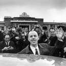 The Courier 이미지