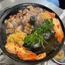 솥뚜껑미나리삼겹살 이미지