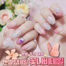 꽃나비 네일 이미지