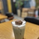 컴포즈커피수원삼성전자점