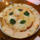 뚜에이오 이미지