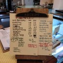 빵먹는 코끼리 이미지