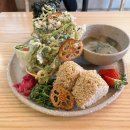 봄 플레이트 이미지