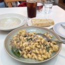 오드마인드 | 부산 혼자 놀기 전포 브런치 맛집 오드버드올리버 화이트라구파스타 후기