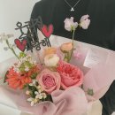 씨유 김해나전점 | 플로리스트 일상 / 꽃집 언니 일상 [ 졸업시즌 | 호매실 투파인드피터 | 먹부림과 꽃 사진 가득한 하루...