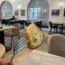 아이스365 | [EP.33] 부천시청역 근처 감성카페 상하이버터떡 내돈내산 후기_포레스트365