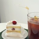 아도르 페메종 | [경기 / 행신] 아도르 페메종 : 커피도 맛있고 케이크도 빵도 맛있는 감성 카페 추천