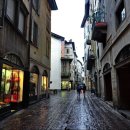 덕수궁 돌담길에서 이미지