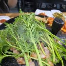 고향솥단지삼겹살우아점 | [오산 누읍동 맛집] 향긋한 미나리와 솥뚜껑의 만남! '고향솥단지삼겹살' 솔직 후기