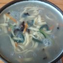 능이칼국수 이미지
