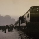 부산서 출발,경북 경주에서 찍은 기차로 추정되는 사진 (1958년) 이미지