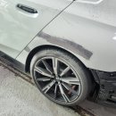 세븐자동차정비 | BMW 520i 범퍼, 펜더 판금도색 사고 수리의 만족도는 세븐그램스에서 시작됩니다.