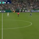 [튀니지 VS 일본] 욱일기 들고 응원하는 일본관중 이미지