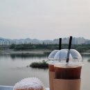 팔당대교 진입로 | 남양주 팔당카페/리버뷰 카페/남양주 도넛카페/리버브릭