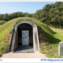 능산리 고분군 1호분 위 이미지