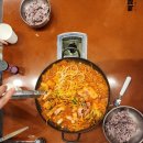 백채김치찌개화정점 | 과천정부청사역 맛집 백채김치찌개 통돼지두루치기 후기