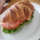 피이알 | 김포 장기역 분위기 좋은 카페 피이알｜말차슈페너 맛집 후기