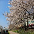 거꾸로어린이공원 공중화장실 이미지