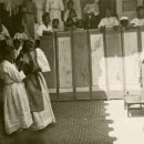 '가난한 나라의 여권은 서러웠다', '친구들을 놀라게 한 소포 결혼' 이미지