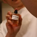 우디밸리 | 프레데릭말 아크네스튜디오 지속력 좋은 복숭아 화이트 머스크 향수 후기