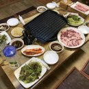 착한오리와돼지 이미지