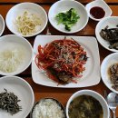 여수 금오도 서대회무침 백반 이미지