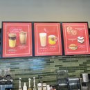 별치킨 | 2월 스타벅스 신메뉴 붉은로즈초콜릿, 베이컨 시저치킨 샌드위치 가격, 후기, 이벤트 별