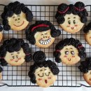 가족과 함께 쿠키만들기 이미지