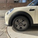 화이트모터스 이미지