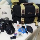 Nikon D80 DSLR Camera 카메라 팝니다. $130 (렌즈 및 악세서리 포함) 이미지