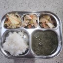 2023년6월26일월요일-백미밥 미역국 간장찜닭 감자채당근볶음 배추김치 이미지