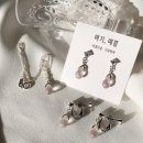 라센느디자인 | [여기, 예쁨] 연말 코디의 완성, 레드 티어 드롭 귀찌