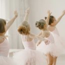 유아 스트레칭 발레 이미지