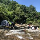 동산리 정자 옆