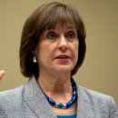 트럼프, 기독교 단체는 면세 지위를 박탈하고 모스크에 대해 면세 지위를 승인한 오바마 국세청 보스를 반역죄로 군사적 표적으로 삼다 이미지