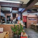 룽쟝족발덮밥 - 마포구 홍익로2길 31 | 룽쟝족발덮밥