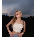 ㅇㅎ) 레깅스 입고 민둥산 오른 98년생 한국녀.jpgif 이미지