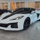 Chevrolet Corvette Z06 Convertible 3LZ 2024 Arctic White 774mi 이미지