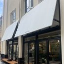 (주)라라브레드잠실점 | 잠실 송리단길 신상 카페 - 아키비스트 송파...1층, 2층 테라스 공간 자리, 가격, 베이커리 내돈내산 후기