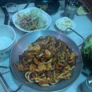 굴다리먹촌 이미지