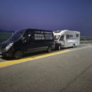 휠타이어모터 | 고속도로 주행 중 모터홈 타이어 펑크(파스) 사고! | 아찔한 순간, RV케어의 긴급 출장 교체로 해결 🤍