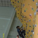 실내암벽장 이미지