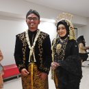 수라바야, 호텔에서의 어느 인도네시아 전통 결혼식 이미지