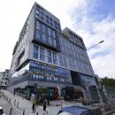 선이비인후과의원 | [병원 시공] 강서구 &#39;이비인후과&#39; 압도적 몰입감! 98인치 초대형 사이니지 벽 매립 설치기